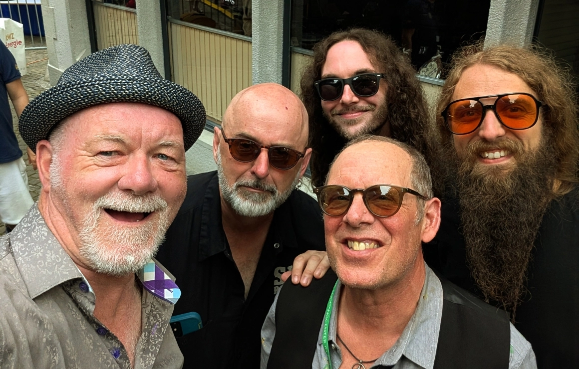 Johnny max band big